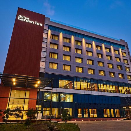 Hilton Garden Inn Lucknow Eksteriør bilde