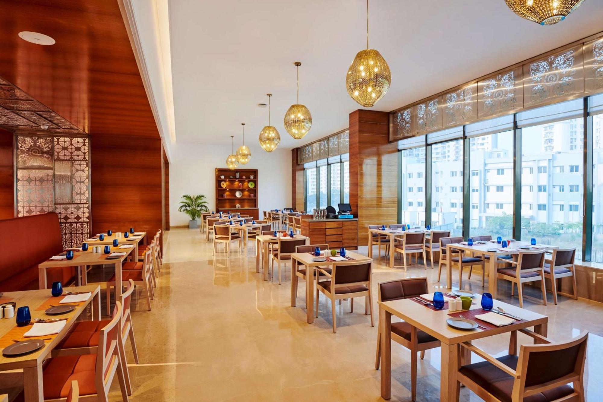 Hilton Garden Inn Lucknow Eksteriør bilde